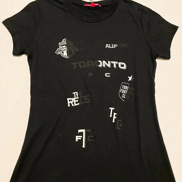 Mitchell and Ness TFC Night Womens Tee Size Medium Tshirt - Picture 8 of 16